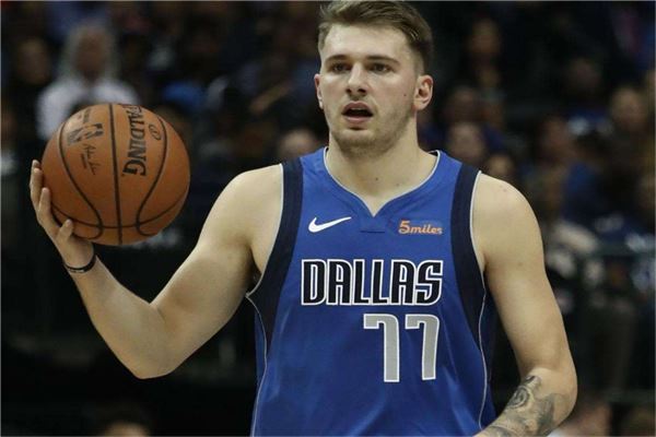 马斯坦托诺 马斯坦托诺